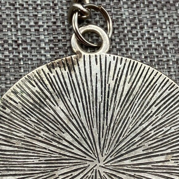 Vintage Skull Keychain As Is Spooky Skeleton Gothic Silver Black White Red Blue - Picture 5 of 6